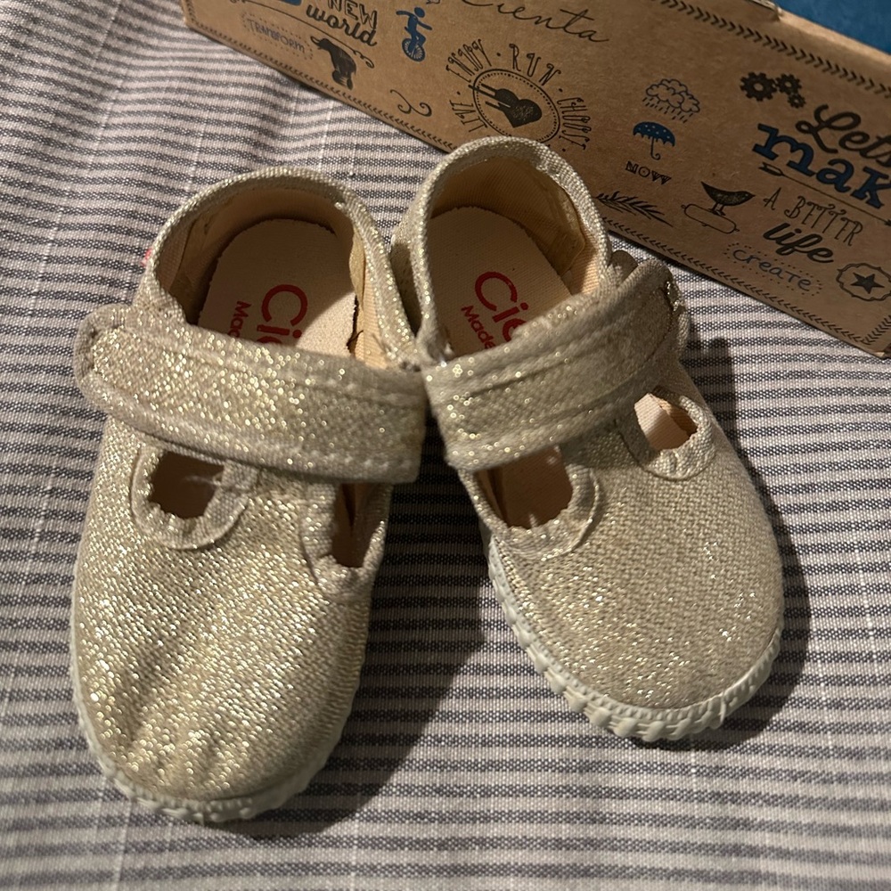 Cienta baby shoes infant size 3